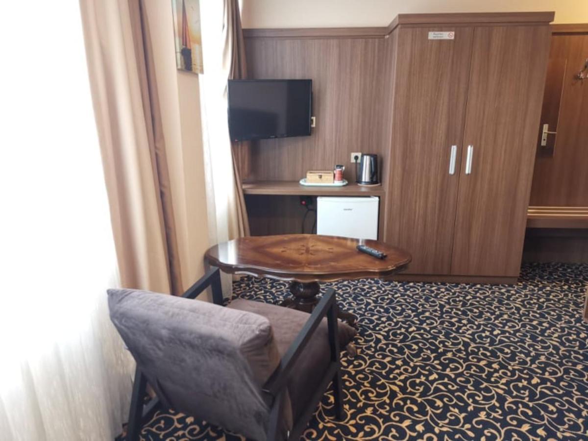 Hotel Zum Weissen Ochsen Aalen Extérieur photo