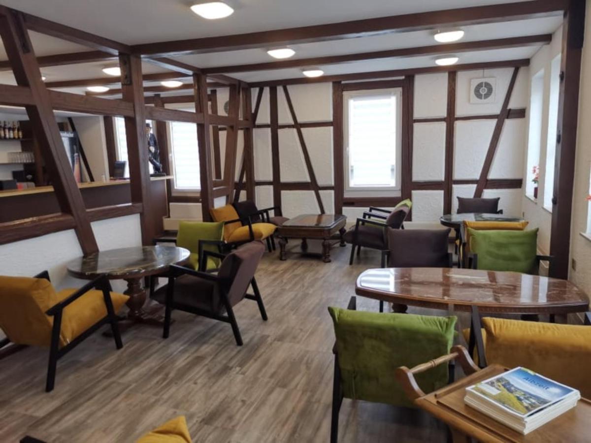Hotel Zum Weissen Ochsen Aalen Extérieur photo