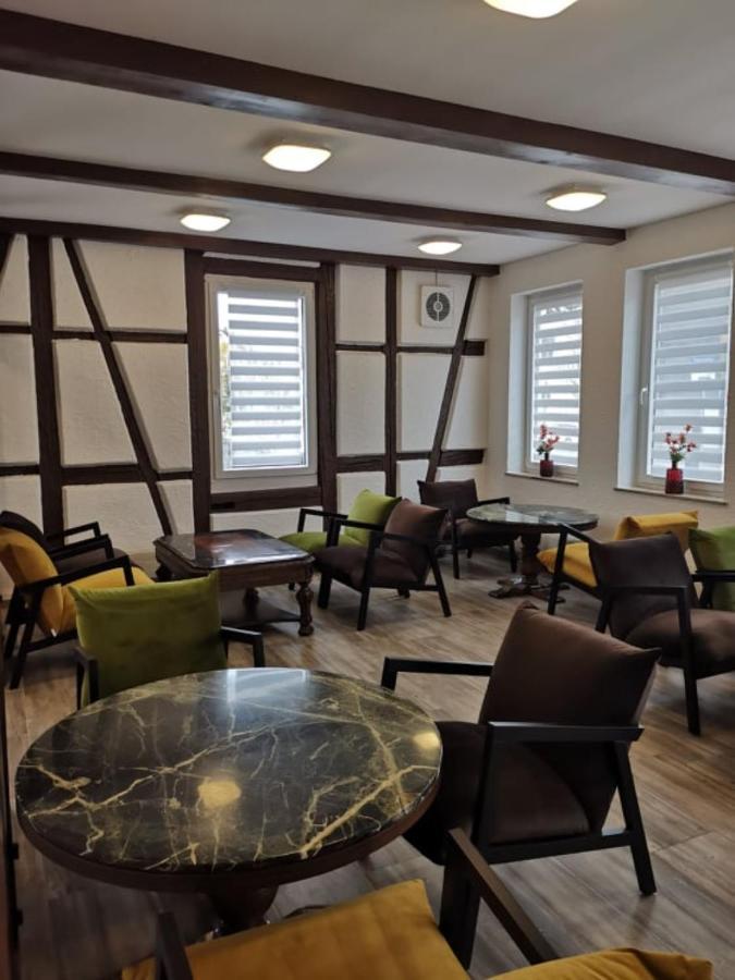 Hotel Zum Weissen Ochsen Aalen Extérieur photo