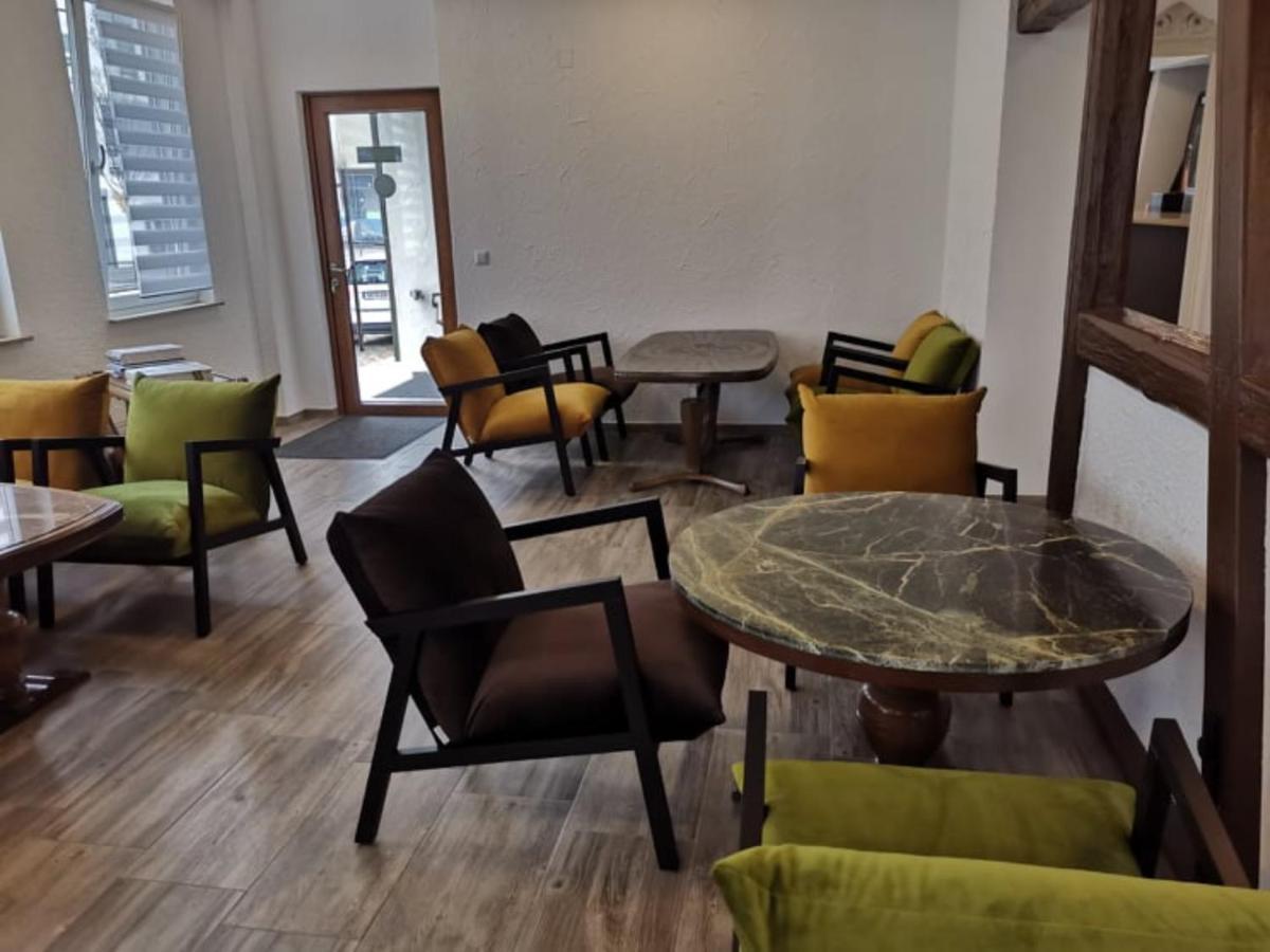 Hotel Zum Weissen Ochsen Aalen Extérieur photo