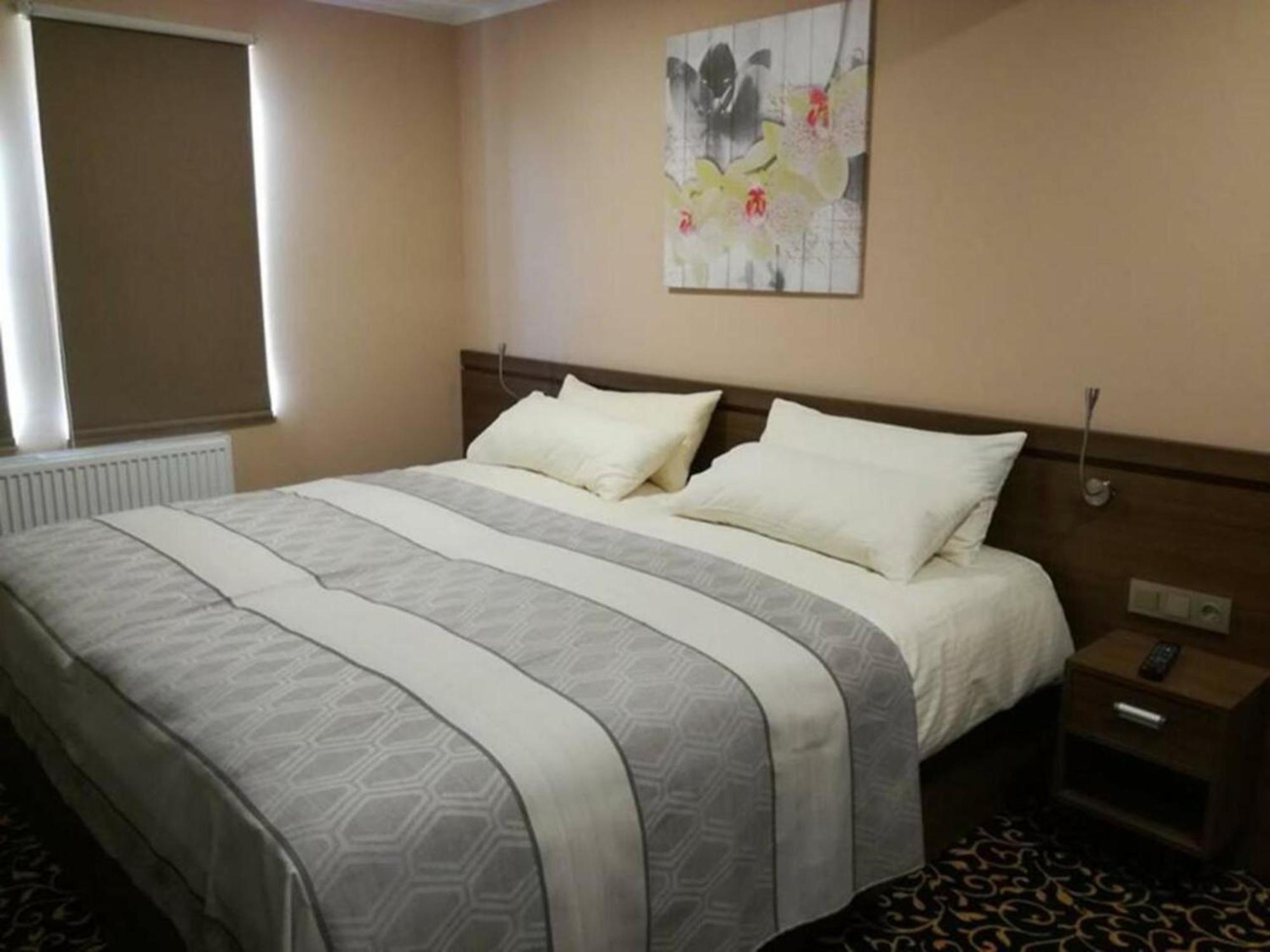 Hotel Zum Weissen Ochsen Aalen Extérieur photo