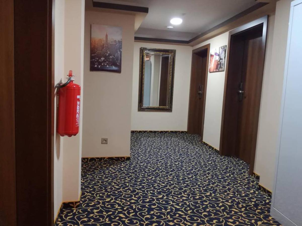 Hotel Zum Weissen Ochsen Aalen Extérieur photo