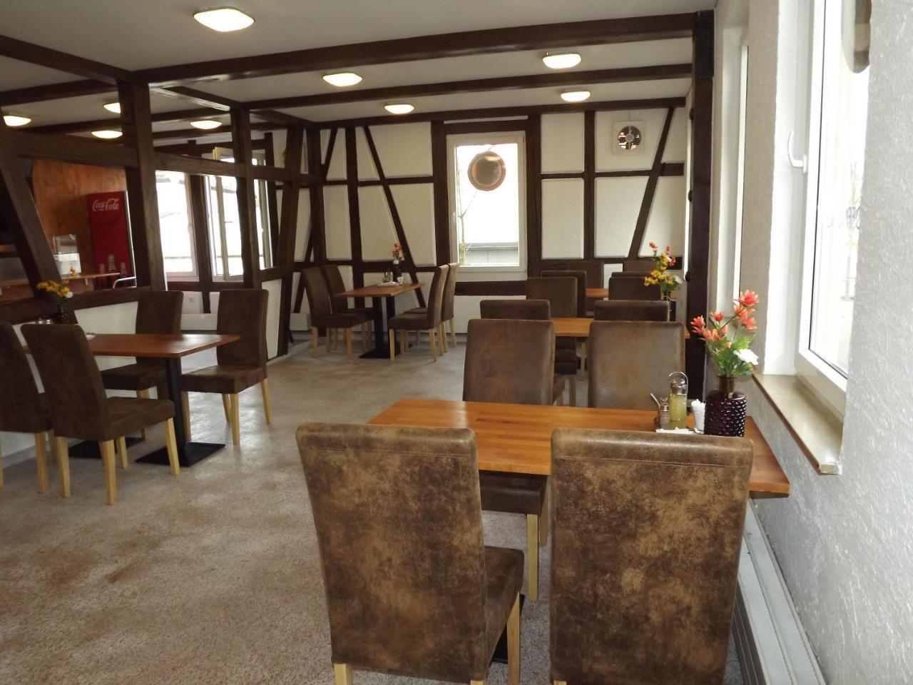 Hotel Zum Weissen Ochsen Aalen Extérieur photo