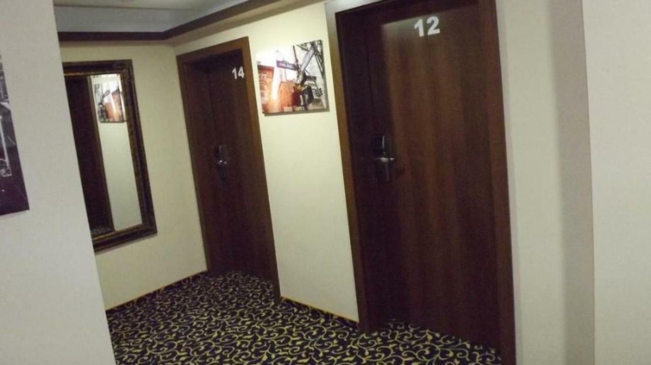 Hotel Zum Weissen Ochsen Aalen Extérieur photo